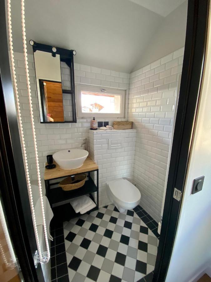 La Cabane Des Sommets Apartment บาร์เซอลอนเน็ต ภายนอก รูปภาพ